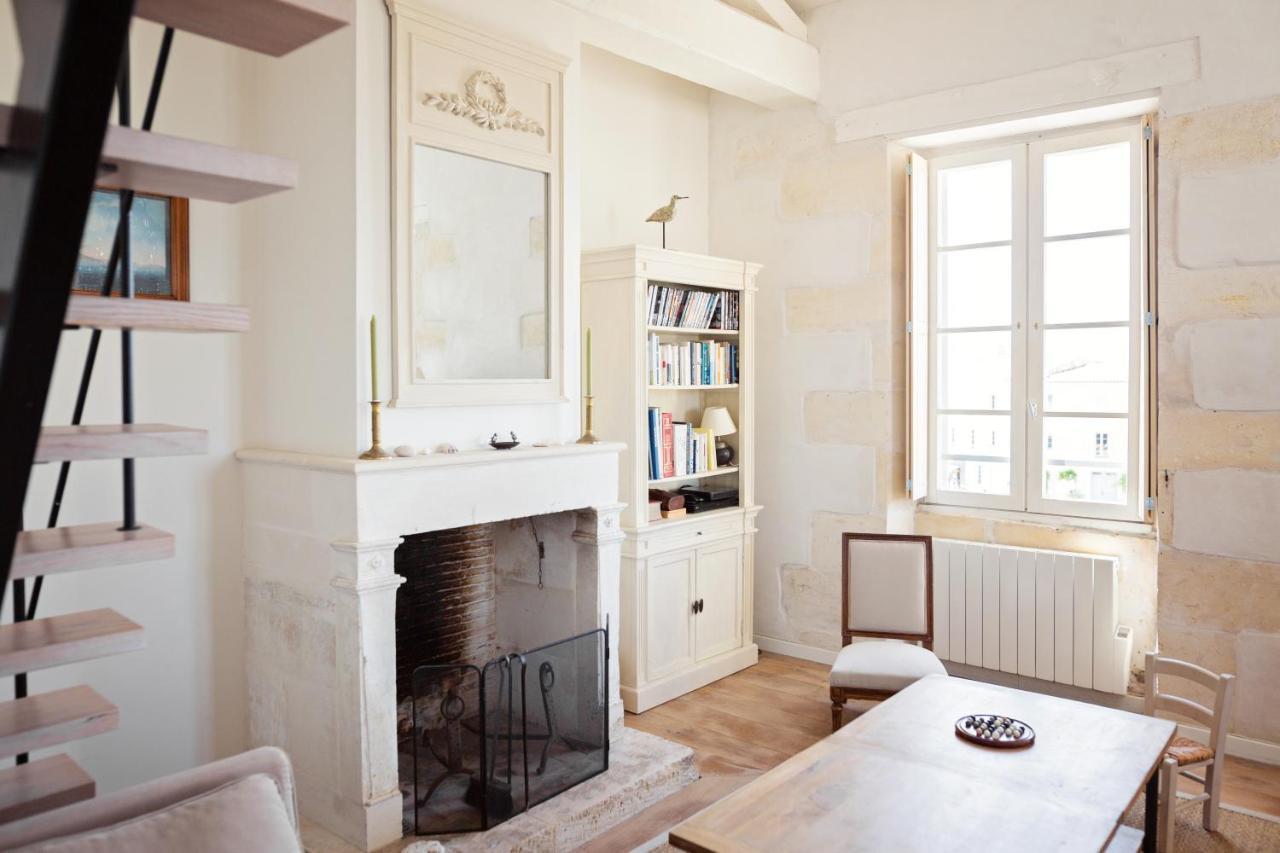 Appartamento XVIII Century Gem With Magnificent Views Of The Harbour With A Private Garage Saint-Martin-de-Ré Esterno foto