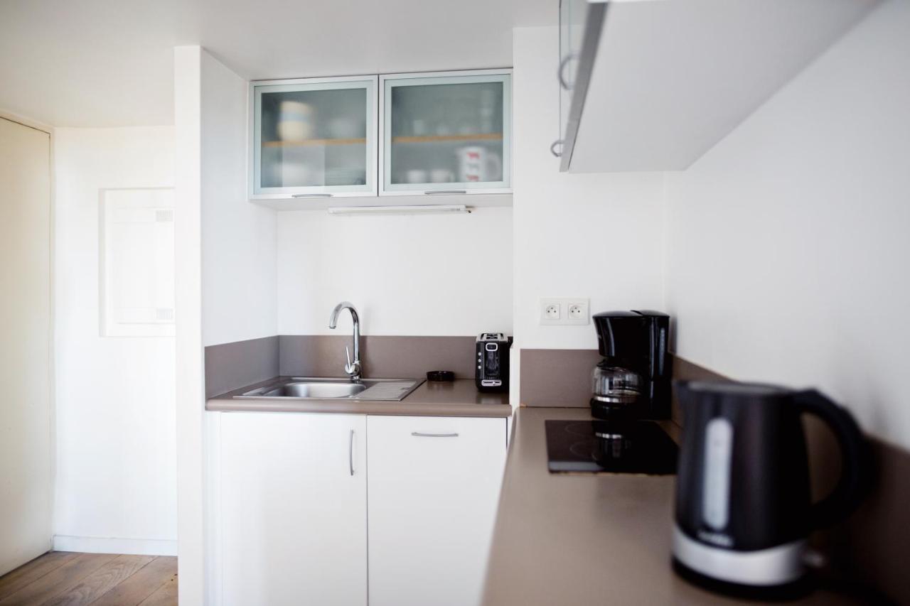 Appartamento XVIII Century Gem With Magnificent Views Of The Harbour With A Private Garage Saint-Martin-de-Ré Esterno foto