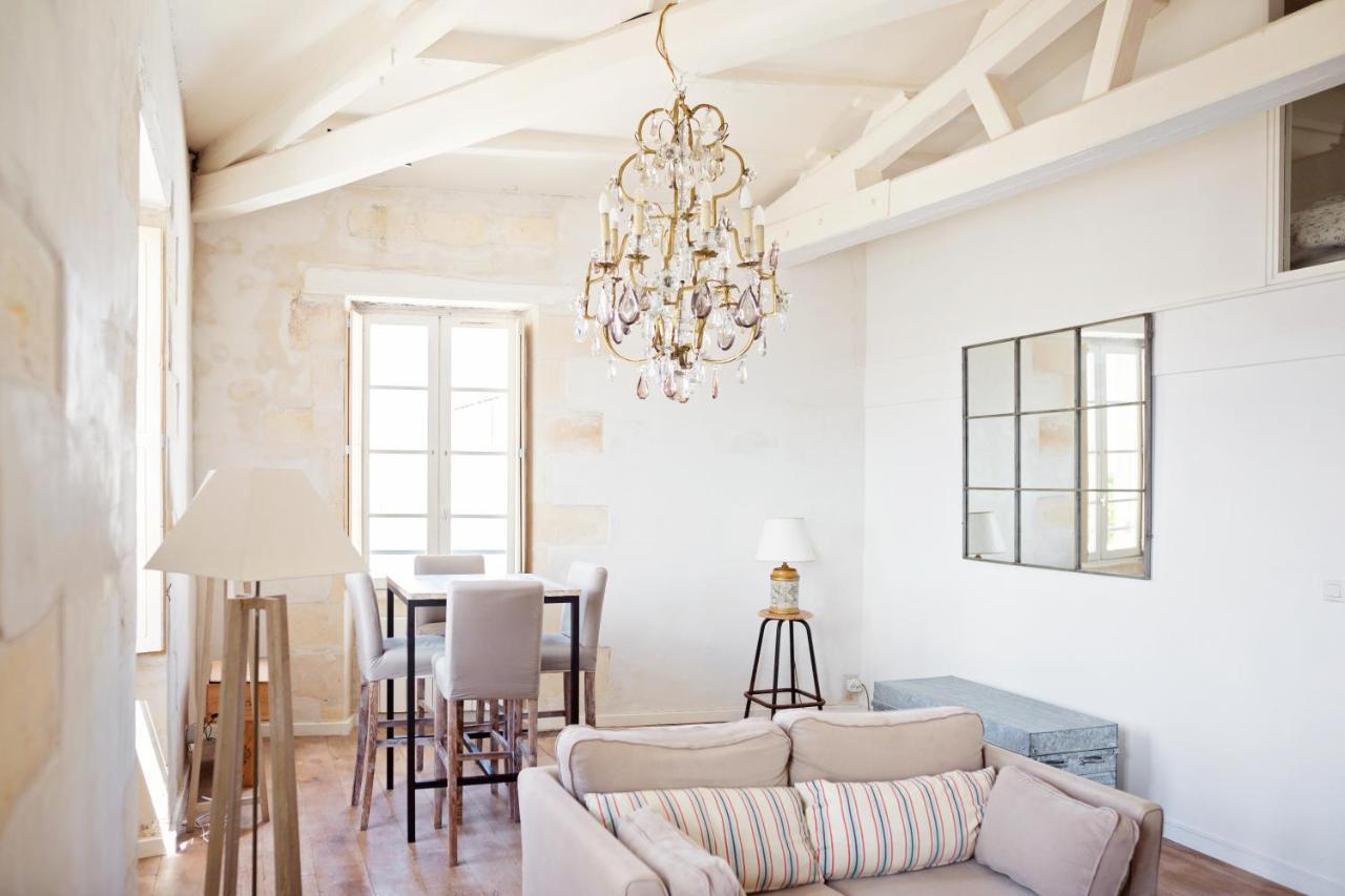 Appartamento XVIII Century Gem With Magnificent Views Of The Harbour With A Private Garage Saint-Martin-de-Ré Esterno foto